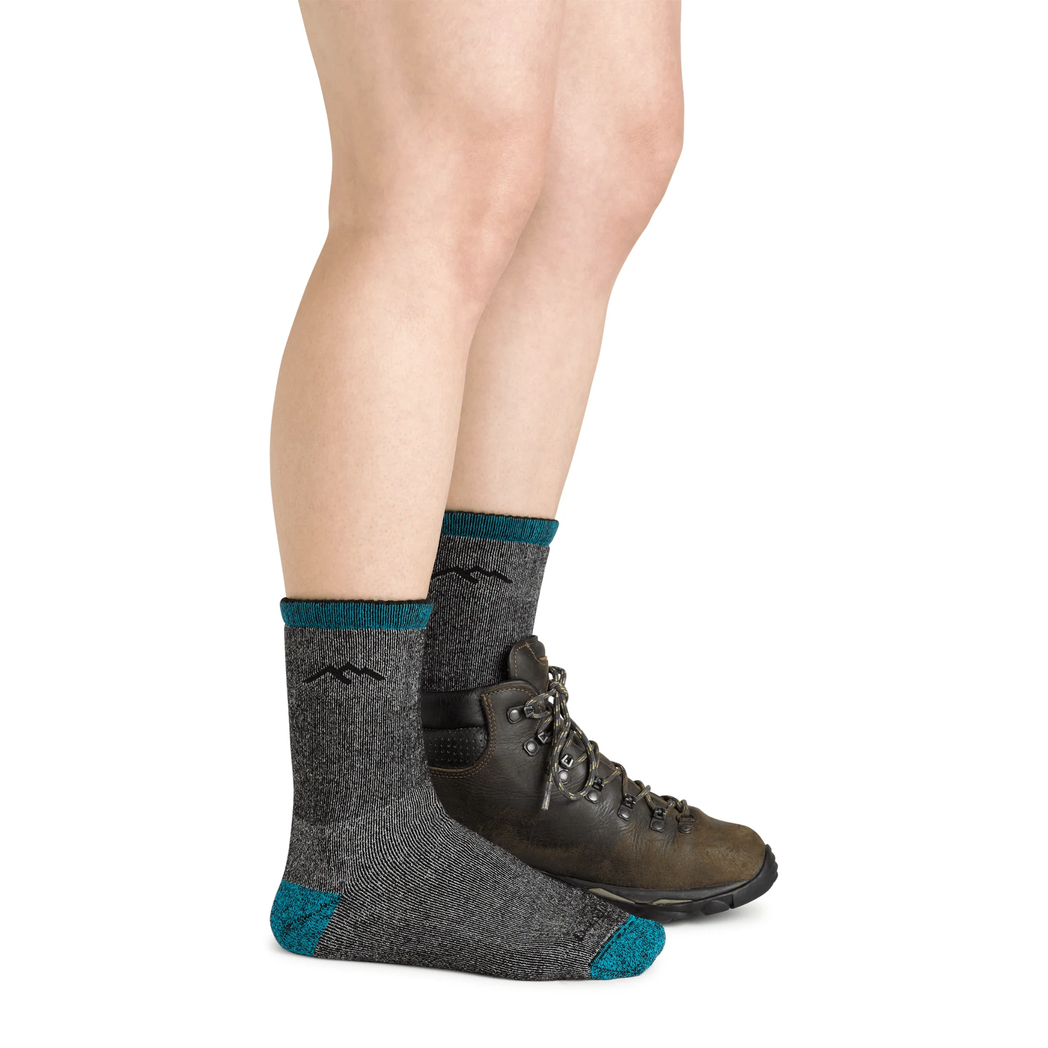 Darn Tough Women's Mountaineering Micro Crew Heavyweight with Full Cushion Hiking Sock - Midnight - Image 5