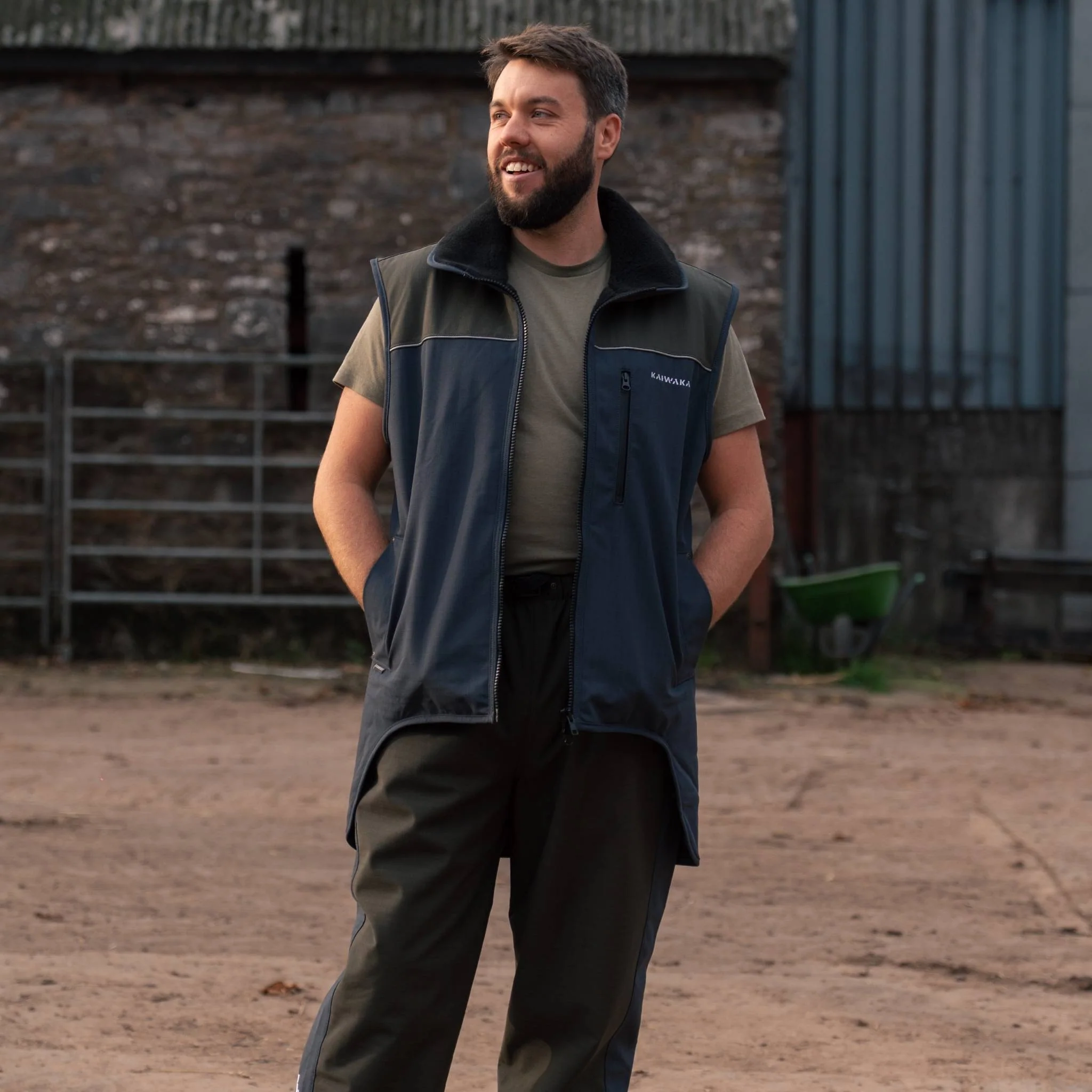 Kaiwaka Stormforce Sleeveless Vest - Image 8