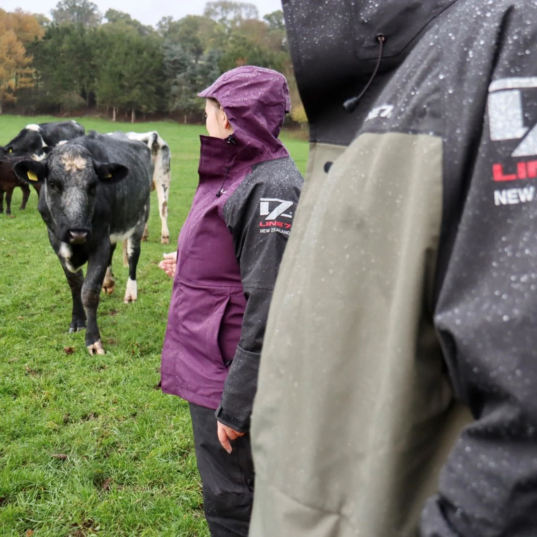 Line 7 Women's Territory Storm Pro20 Waterproof Jacket - Image 12